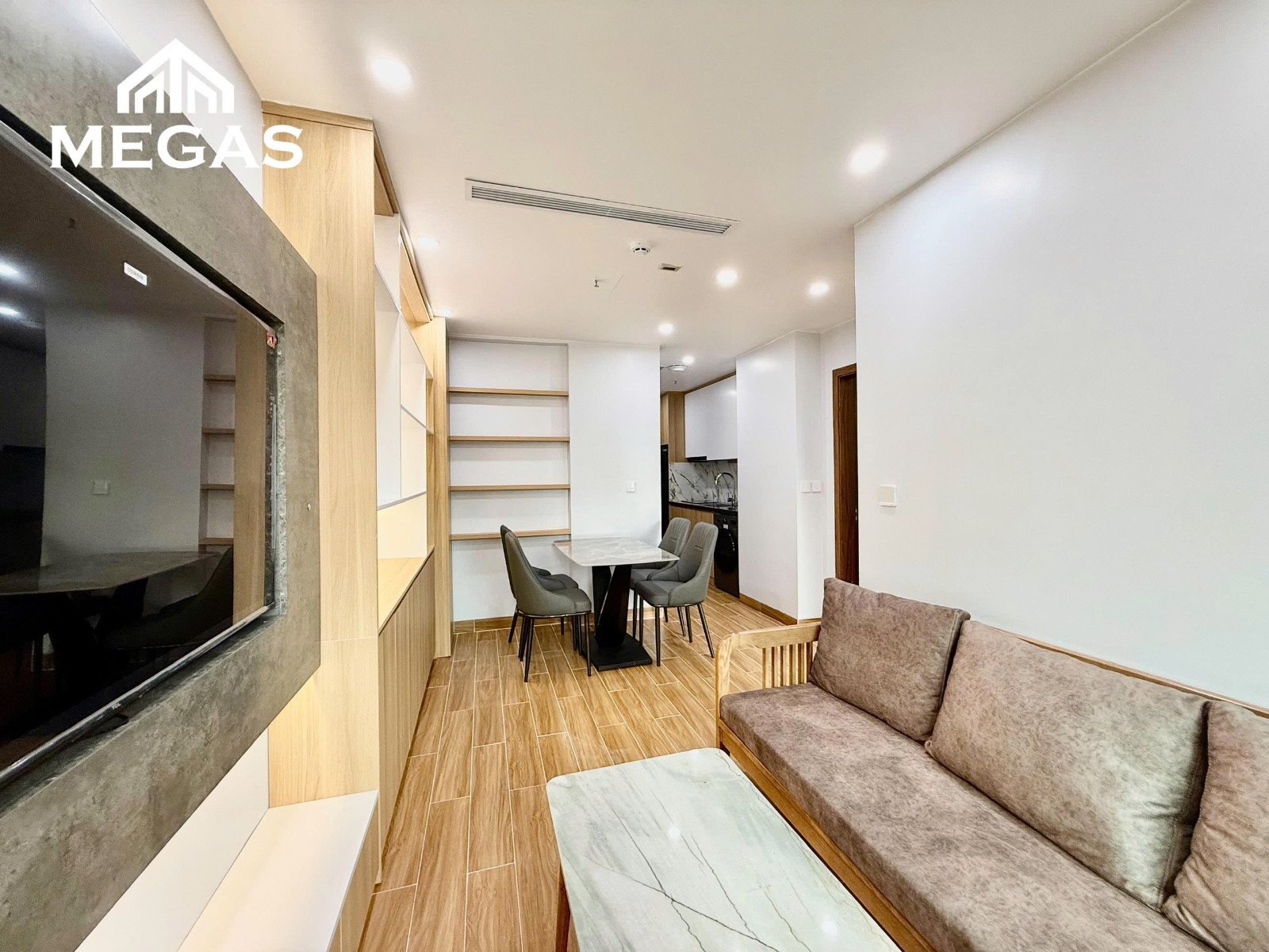 Ảnh 10 — CĂN HỘ 1PN 45M2 BAN CÔNG THOÁNG - NGAY HỒ TÂY, Ô TÔ ĐỖ CỬA TẠI LẠC LONG QUÂN