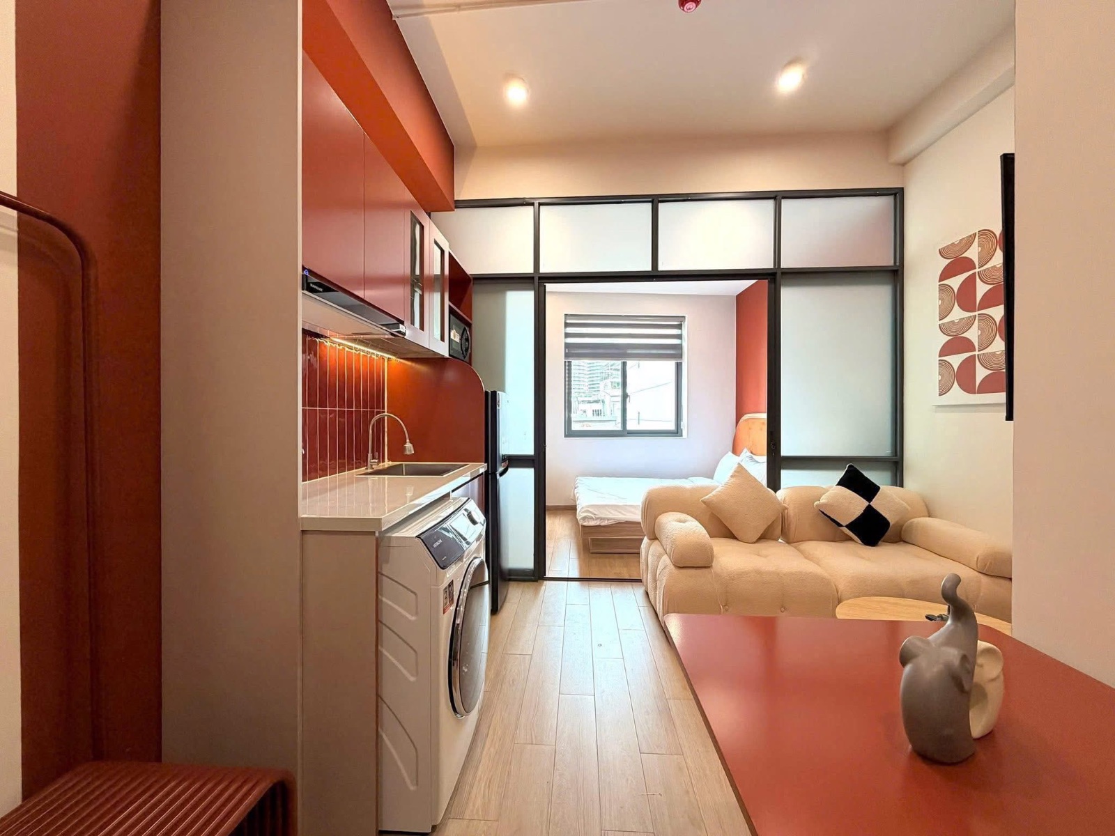 Cho thuê căn hộ cao cấp ngay trung tâm quận 10