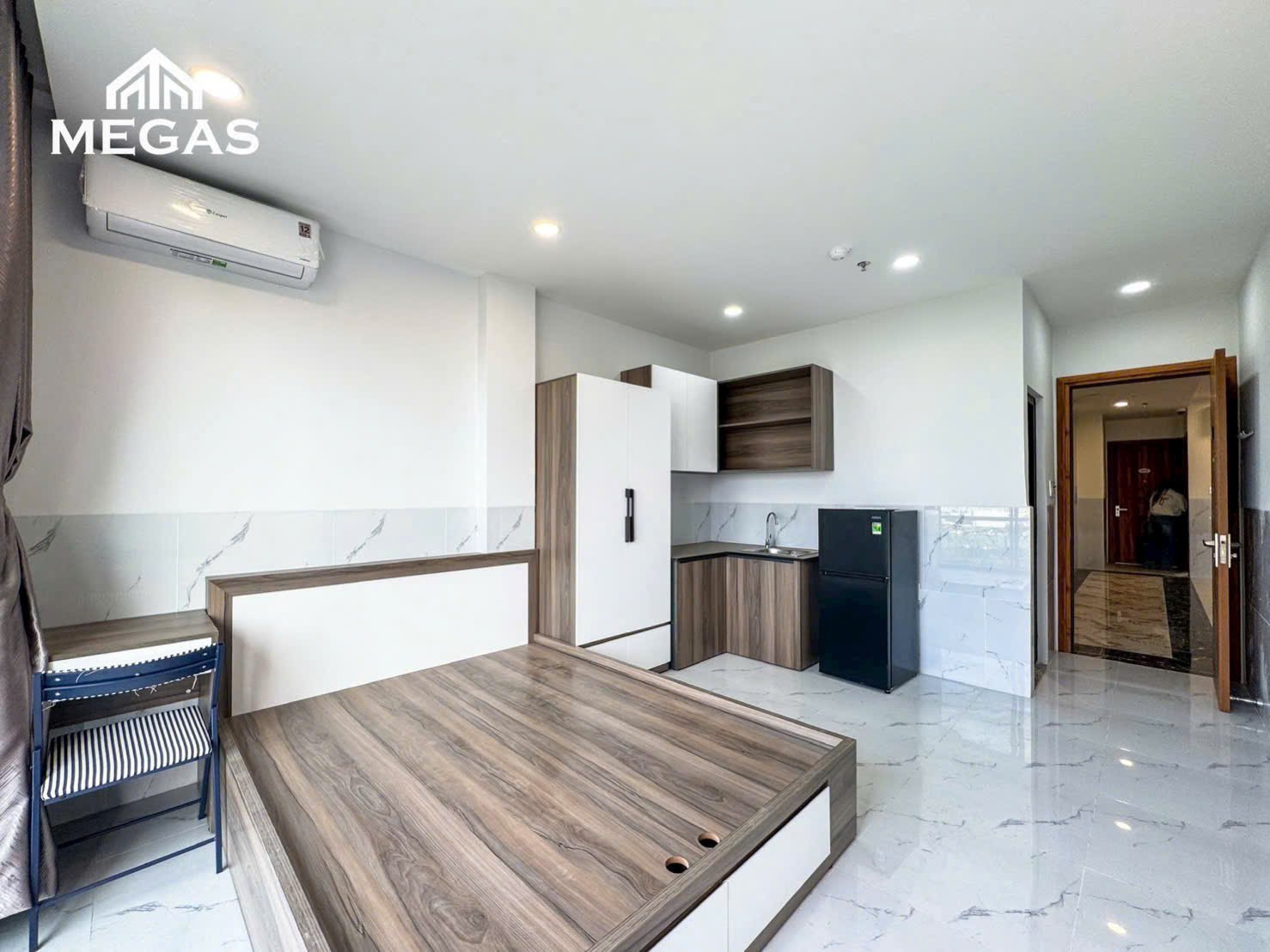 Ảnh 8 — Căn Hộ Ban Công_Đầy Đủ Tiện Nghi_Mới Xây 100%_Ngay Cầu Sắt Nguyễn Thái Sơn_ĐH Văn Lang CS3