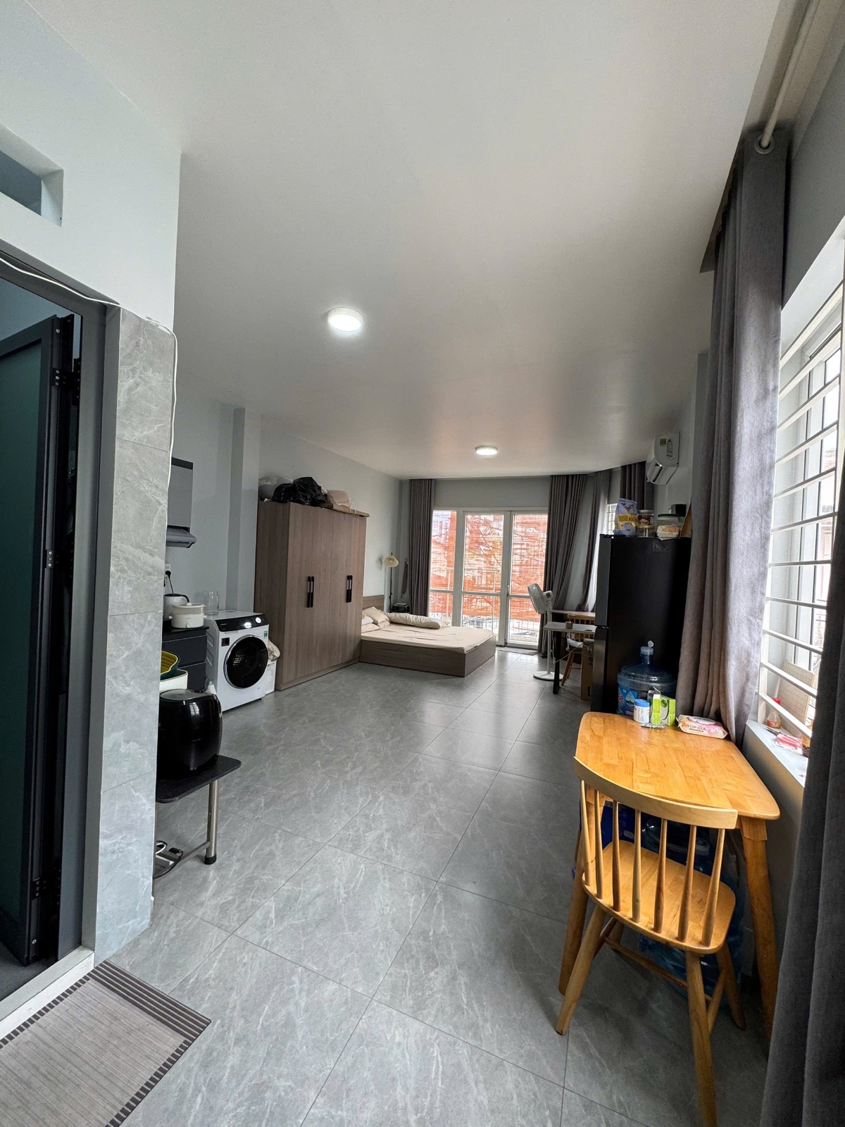 STUDIO BANCOL RỘNG FULL NỘI THẤT NGAY CỘNG HOÀ