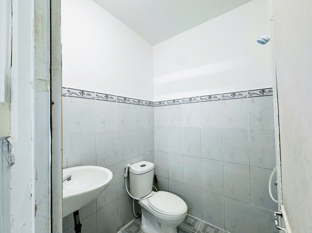 Ảnh 9 — Duplex 1 Trệt 1 Lầu Bancol - Gần Ngã 4 Bốn Xã
