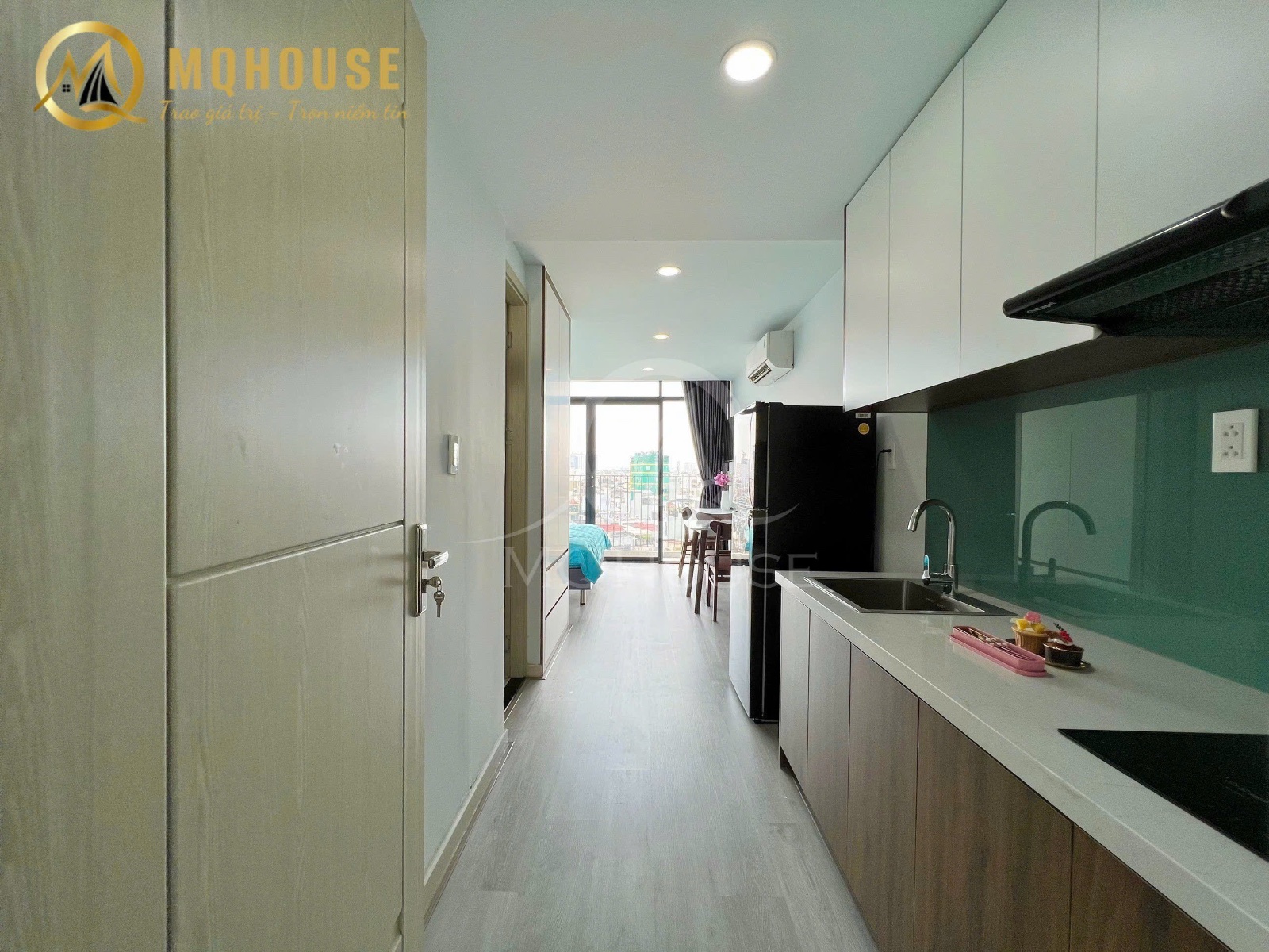 CHDV gần ngã 4 BẢY HIỀN thuận tiện đi Q1