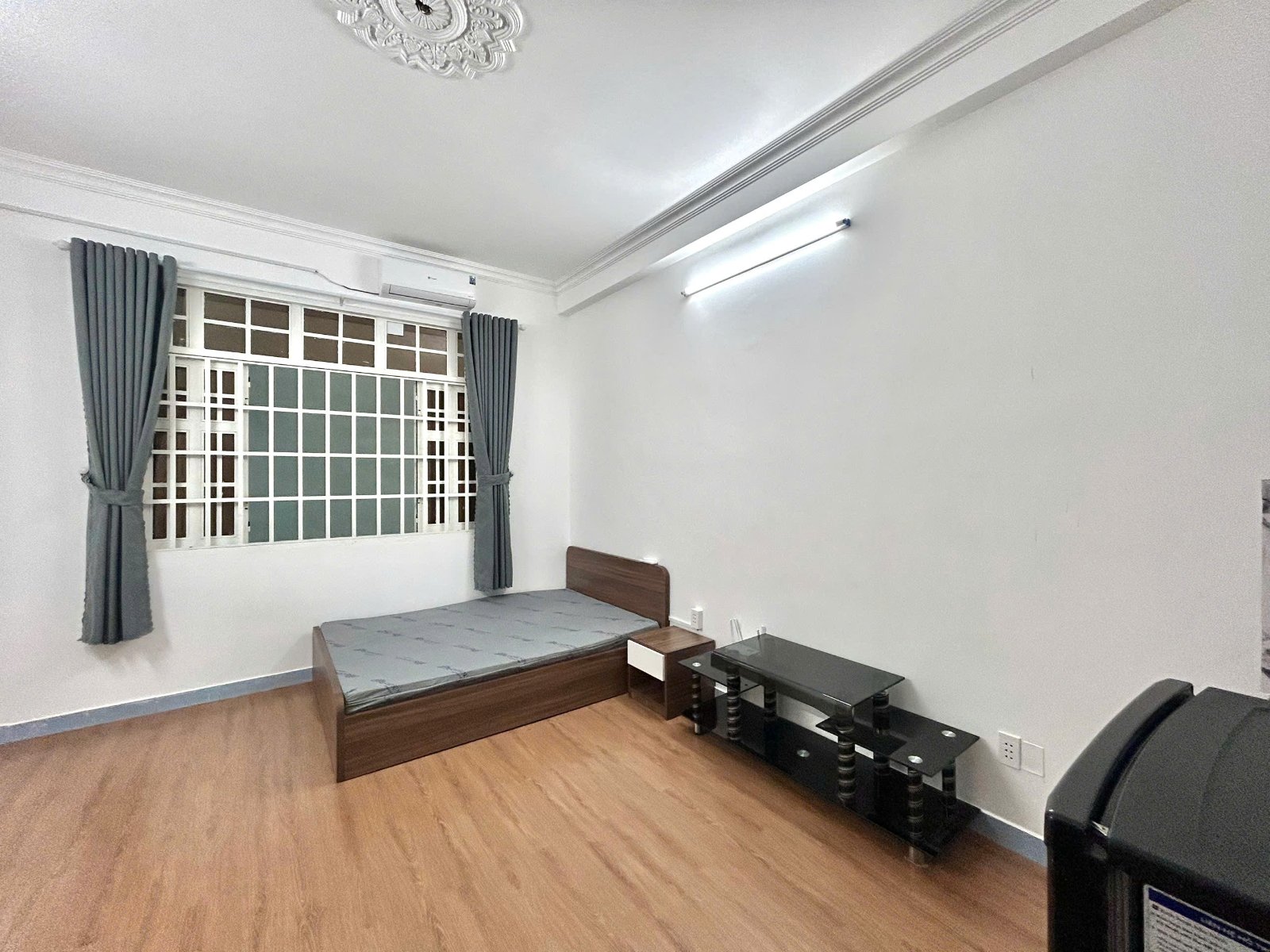 STUDIO FULL NỘI THẤT SANG TRỌNG HIỆN ĐẠI NGAY TRUNG TÂM Q6