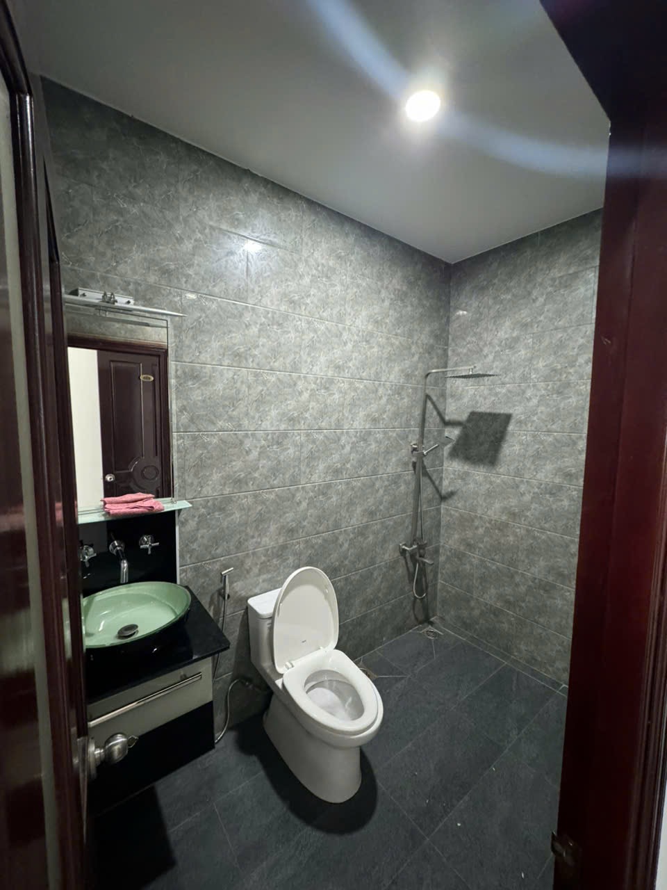 Ảnh 6 — Căn Hộ 1 Phòng Ngủ Ban Công
