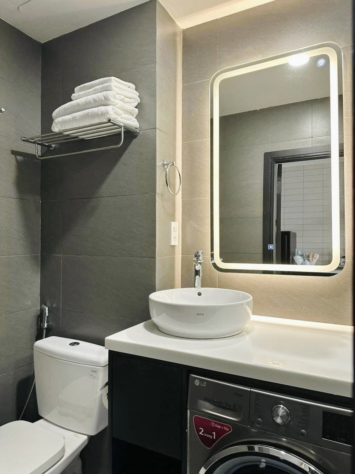 Ảnh 10 — Khai Trương Căn Hộ Cao Cấp Mặt Tiền Đường 3/2 Có Thang Máy