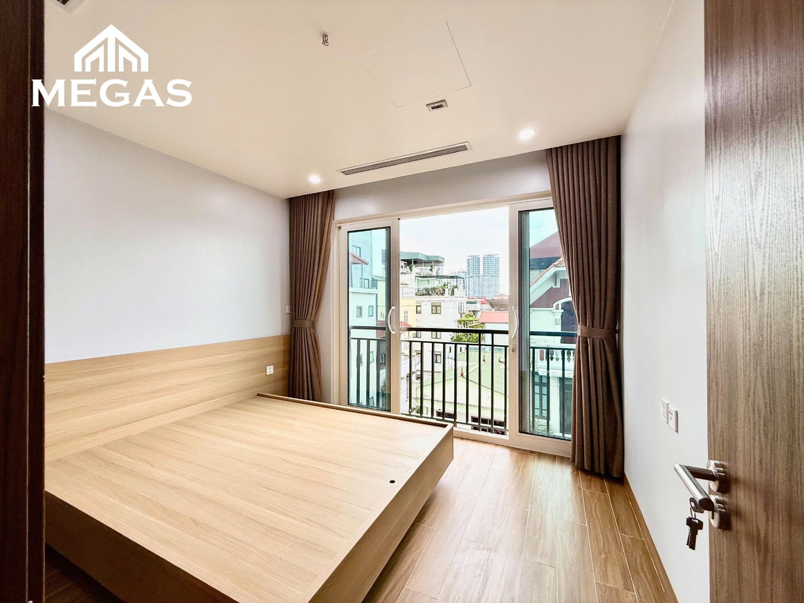 Ảnh 7 — CĂN HỘ 1PN 45M2 BAN CÔNG THOÁNG - NGAY HỒ TÂY, Ô TÔ ĐỖ CỬA TẠI LẠC LONG QUÂN