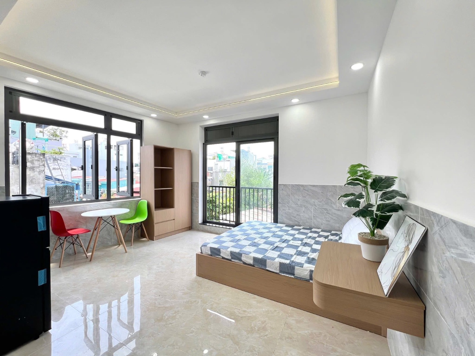 Phòng Mới Khai Trương - Ngay Tô Ngọc Vân