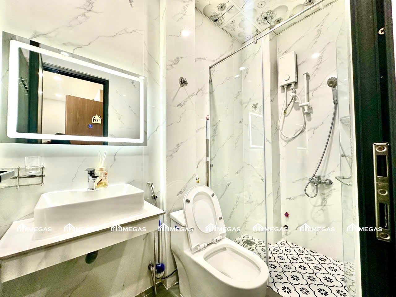 Ảnh 7 — AVAILIBLE / 1 BEDROOM NEW 99%