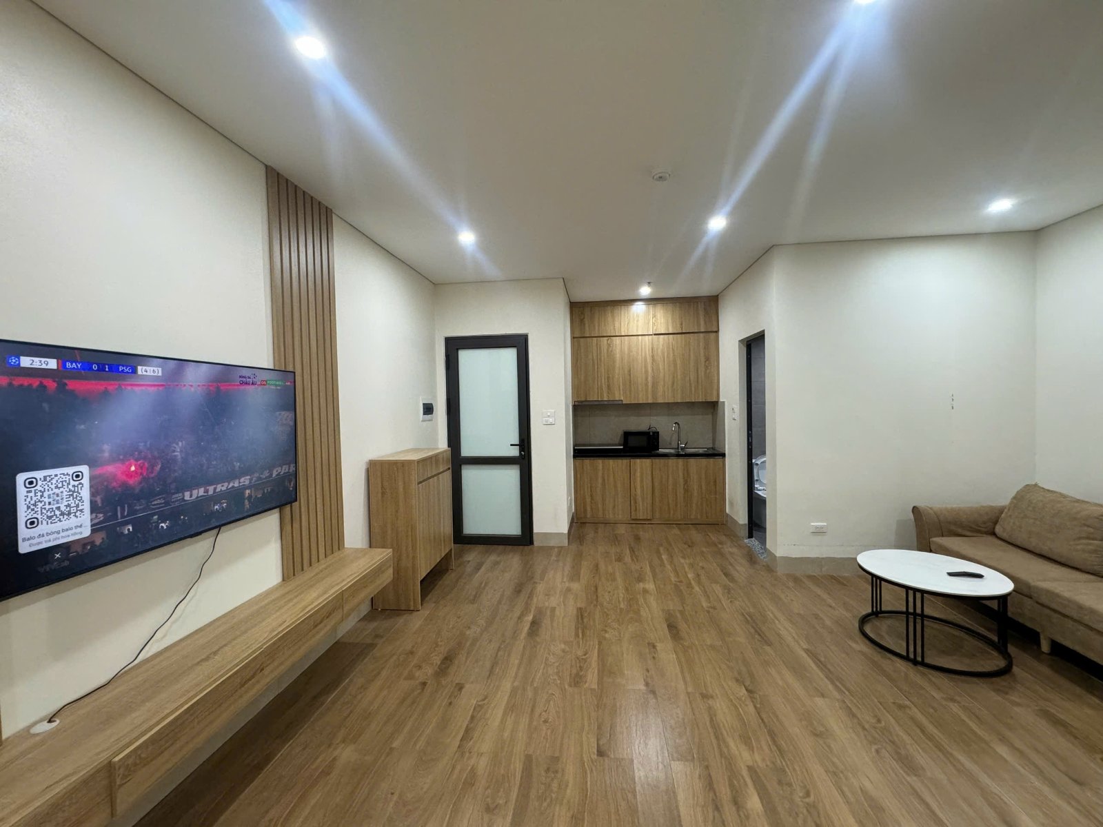 CHO THUÊ PHÒNG STUDIO ĐẶC BIỆT TẠI ĐÀO TẤN, BA ĐÌNH