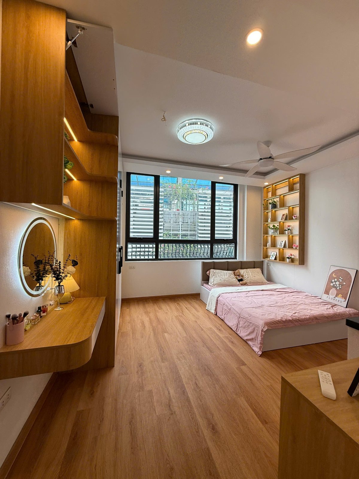 KHAI CHƯƠNG STUDIO MỚI TINH 100% NGAY MẶT ĐƯỜNG HỒ TÙNG MẬU